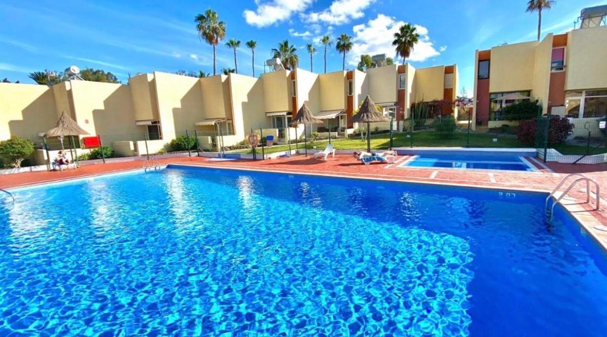 El Cortijo Bungallows 美洲海滩 外观 照片